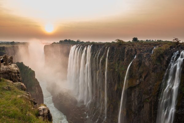 Okavango Delta, Chobe River & Victoria Falls